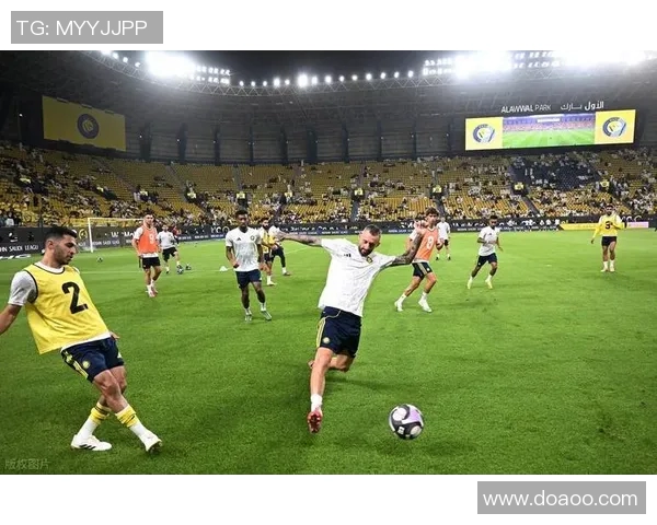 足球明星的极限挑战与个人成长之路揭秘 足球明星的极限挑战与个人成长之路揭秘